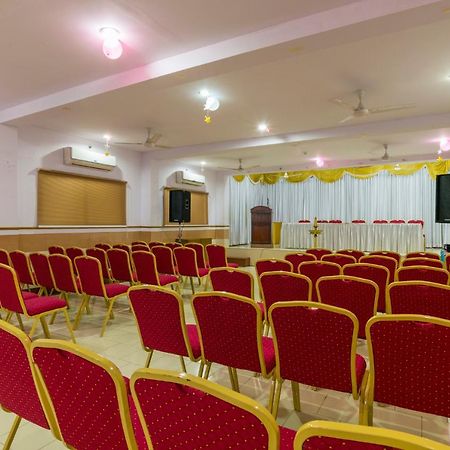 Hotel Sree Gokulam Residency Thrissur Exterior foto